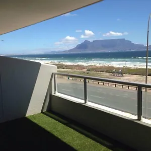 Beachfront At Seaspray In Blouberg Apartment